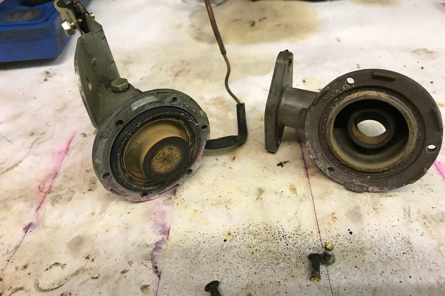 Heizungsventil Fiat Dino 2400 überholen