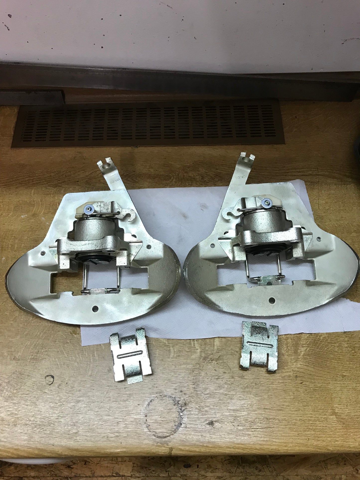 Fiat Dino 2400 Bremssattel hinten überholen (rechts oder links)